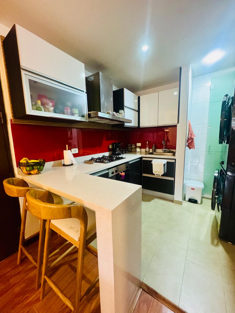 Apartamento en venta en Santa Barbara Central, Bogotá · foto 6 de 10