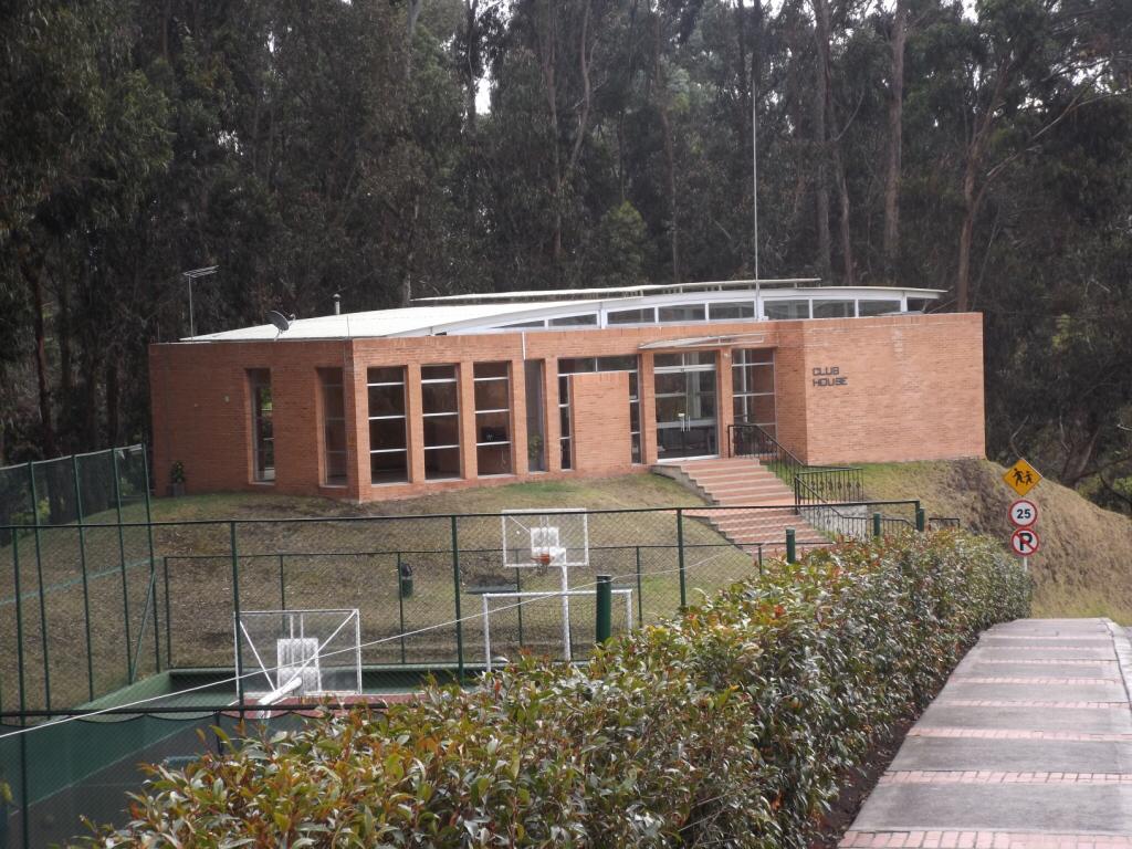 Calle 138 BIS #6 -15, Bogotá, Colombia - Photo 2