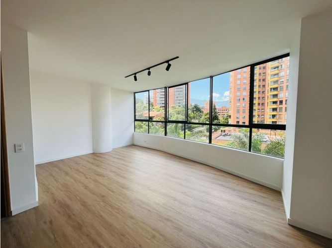Apartamento en venta en El Campestre, Medellín · foto 4 de 17