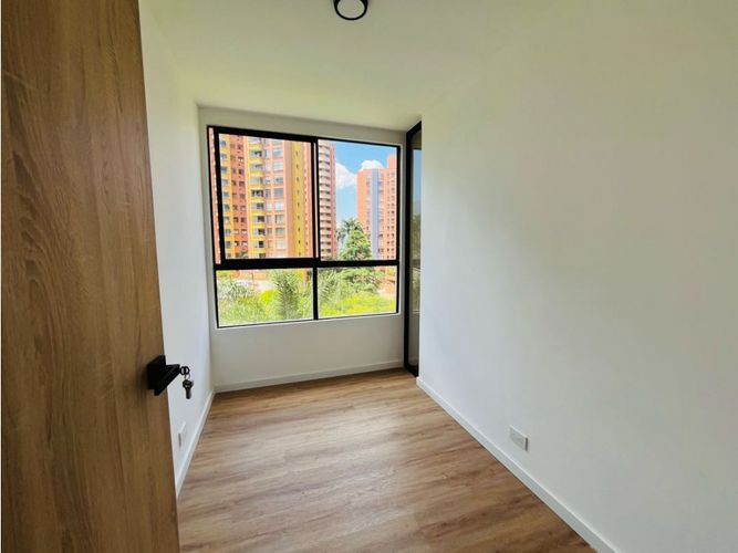 Apartamento en venta en El Campestre, Medellín · foto 7 de 17