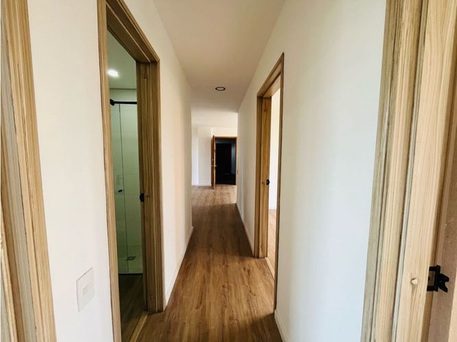 Apartamento en venta en El Campestre, Medellín · foto 14 de 17