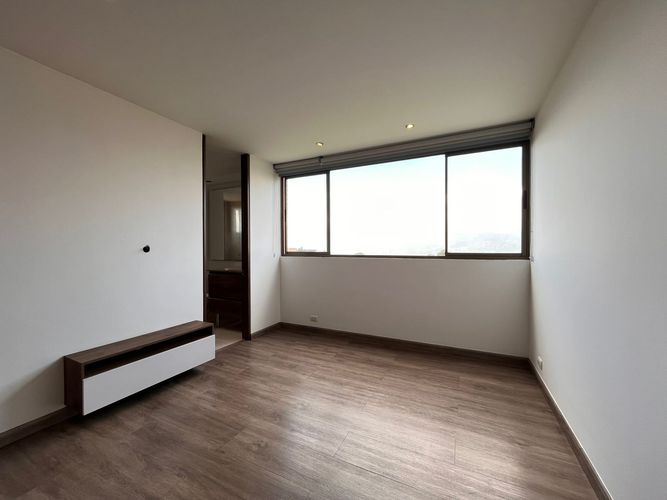 Apartamento de 3 alcobas en arriendo en San Lucas, Medellín, 164 m² · foto 15 de 20