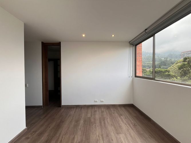 Apartamento de 3 alcobas en arriendo en San Lucas, Medellín, 164 m² · foto 14 de 20