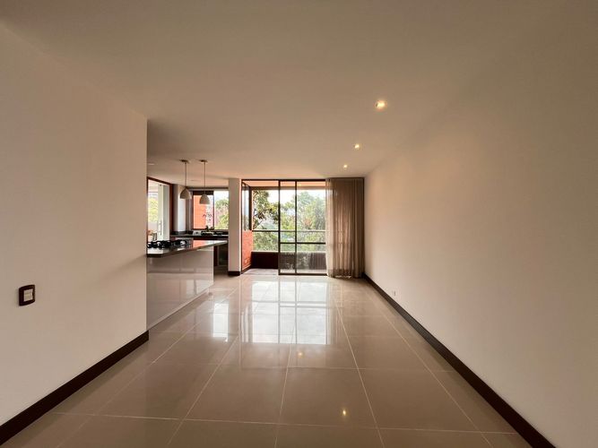 Apartamento de 3 alcobas en arriendo en San Lucas, Medellín, 164 m² · foto 7 de 20