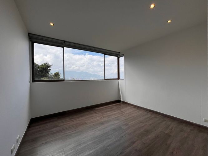 Apartamento de 3 alcobas en arriendo en San Lucas, Medellín, 164 m² · foto 12 de 20