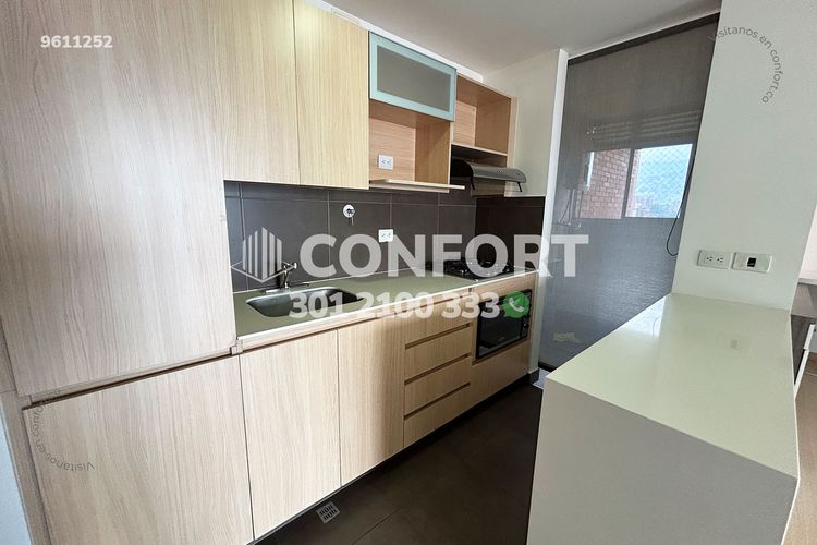 Apartamento de 2 alcobas en arriendo en Loma Del Esmeraldal, Envigado, 90 m² · foto 3 de 23