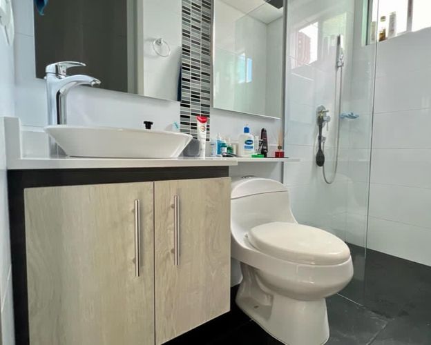 Apartamento de 3 alcobas en venta en El Poblado, Medellín, 139 m² · foto 10 de 10