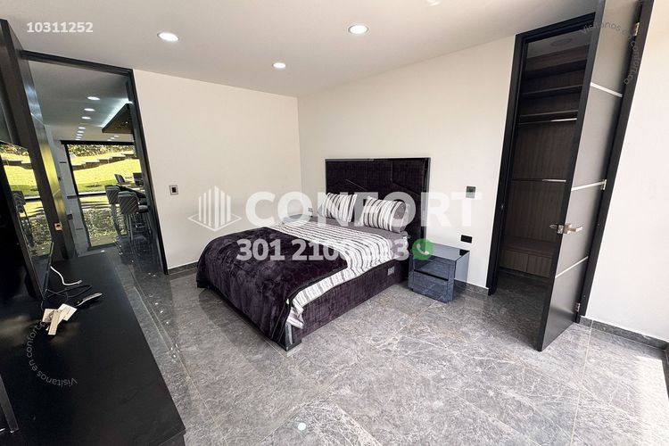 Casa de 6 alcobas en venta en Las Palmas, Envigado, 721 m² · foto 13 de 24