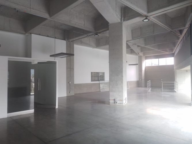 Bodega en arriendo en Actividad Multiple, Copacabana, 1965 m² · foto 11 de 12