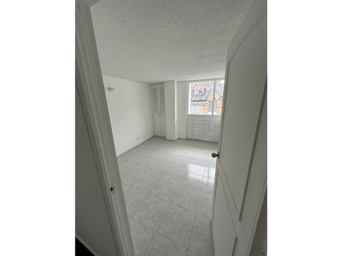 Apartamento de 4 alcobas en venta en El Faro, Cali, 93 m² · foto 7 de 23