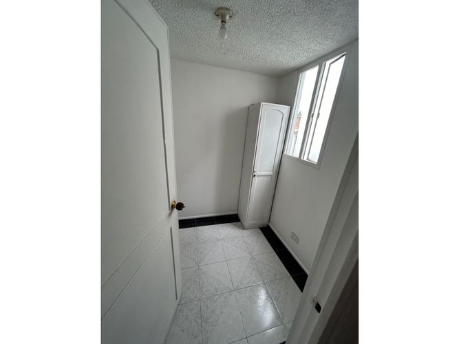 Apartamento de 4 alcobas en venta en El Faro, Cali, 93 m² · foto 13 de 23