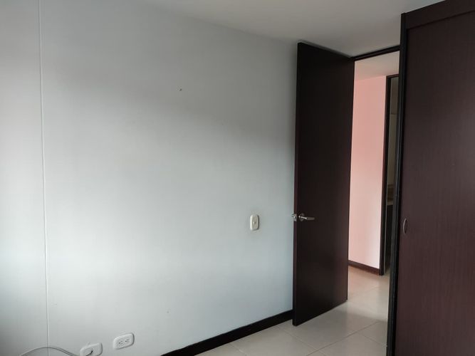 Apartamento en venta en El Poblado, Medellín · foto 11 de 15