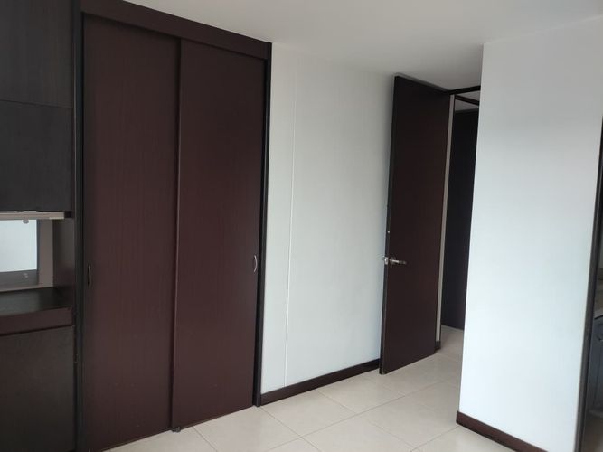 Apartamento en venta en El Poblado, Medellín · foto 6 de 15