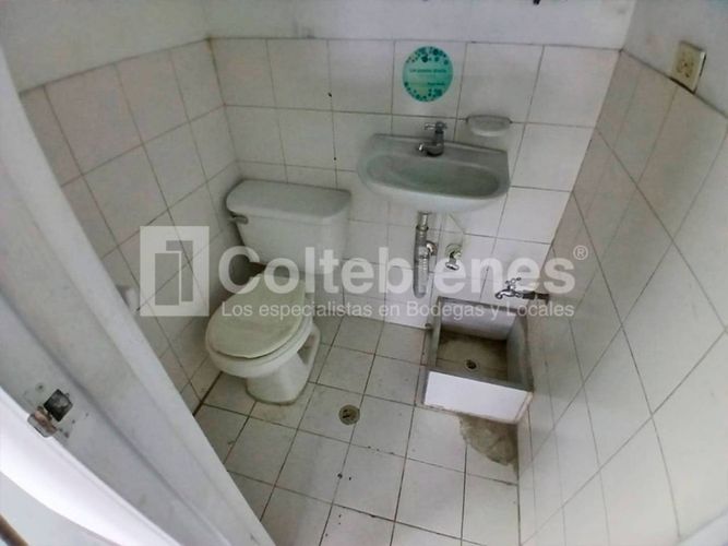 Local en arriendo en El Poblado, Medellín, 156 m² · foto 4 de 13