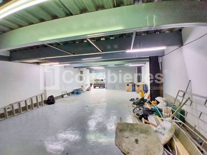 Local en arriendo en El Poblado, Medellín, 156 m² · foto 5 de 13