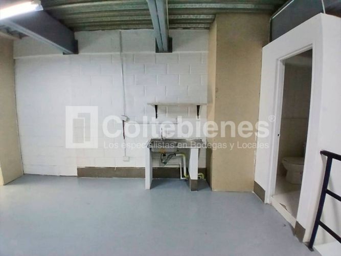 Local en arriendo en El Poblado, Medellín, 156 m² · foto 8 de 13