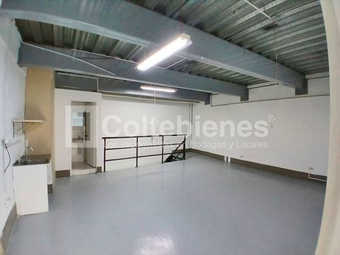 Local en arriendo en El Poblado, Medellín, 156 m² · foto 9 de 13