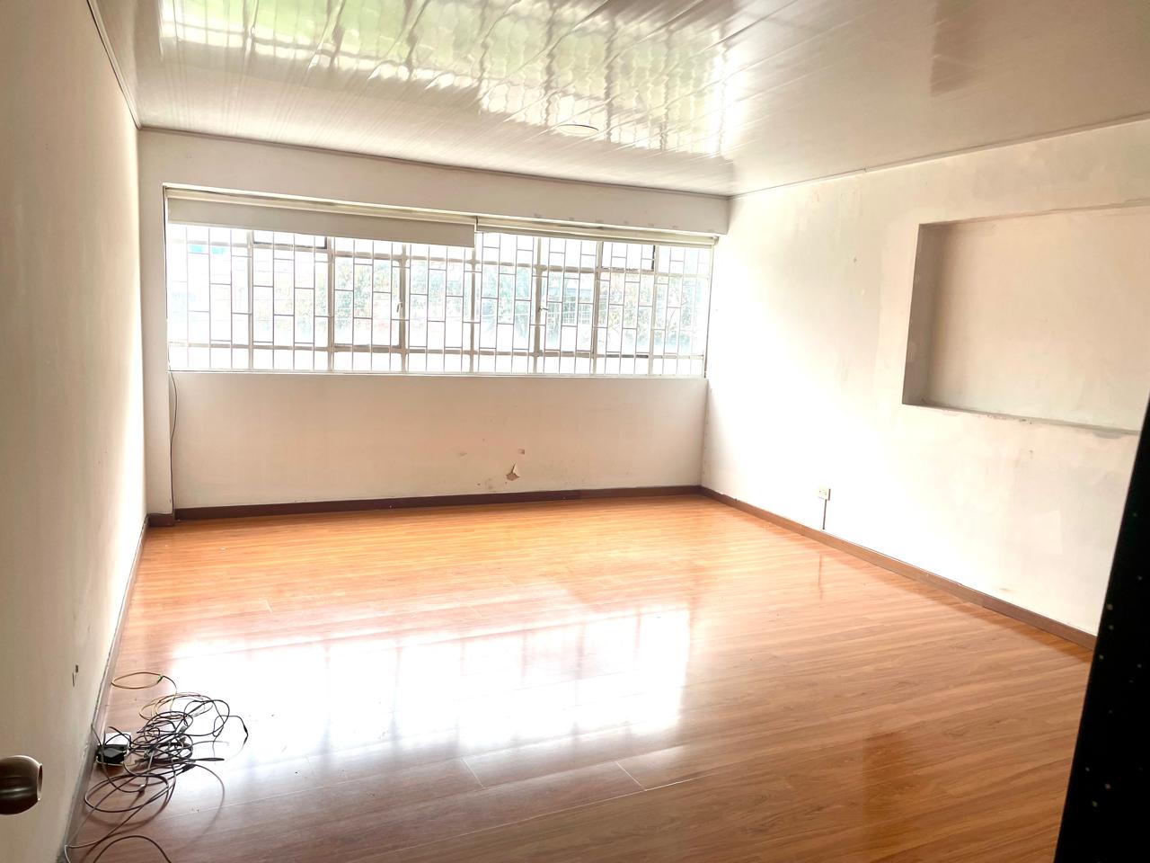Casa en venta en San Miguel, Bogotá · foto 4 de 24