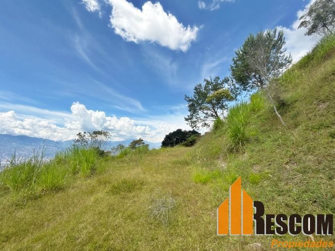 Lote en venta en Las Palmas, Envigado, 2865 m² · foto 4 de 15