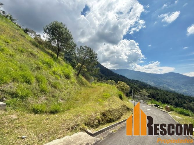 Lote en venta en Las Palmas, Envigado, 2865 m² · foto 7 de 15