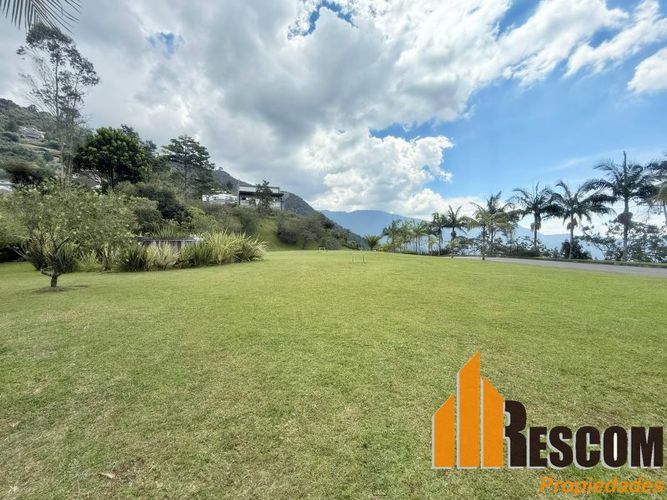 Lote en venta en Las Palmas, Envigado, 2865 m² · foto 13 de 15