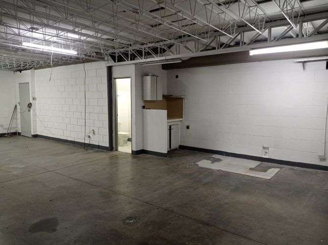 Bodega en arriendo en Noel, Medellín, 105 m² · foto 4 de 7