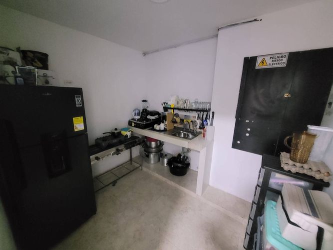 Casa de 7 alcobas en venta en Prados Del Norte, Cali, 288 m² · foto 9 de 16