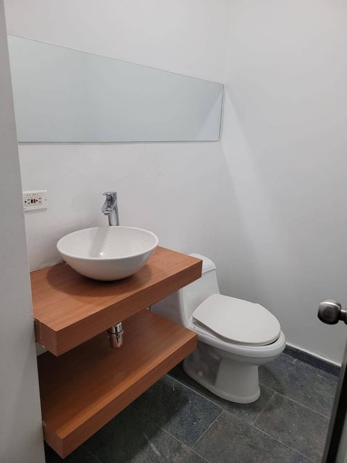 Casa de 7 alcobas en venta en Prados Del Norte, Cali, 288 m² · foto 12 de 16
