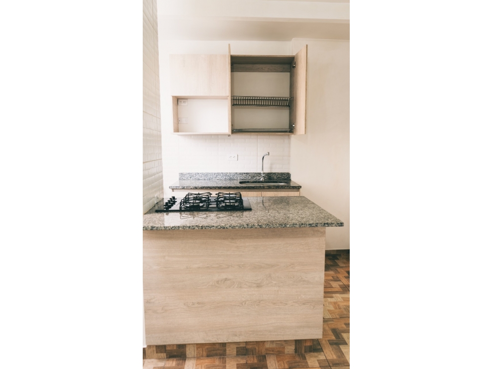 Apartaestudio en Arriendo en Medellín en Pajarito