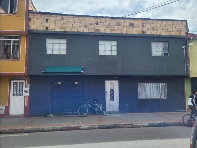 Casa de 3 alcobas en venta en Rincon De Suba, Bogotá, 396 m² · foto 2 de 3