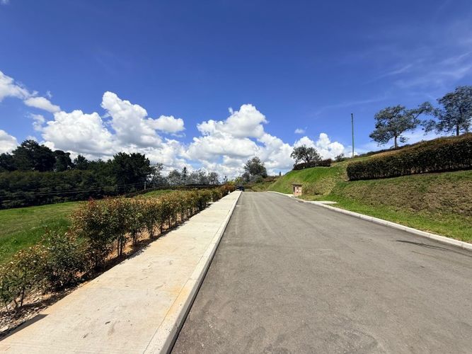 Lote en venta en El Porvenir, Rionegro, 3452 m² · foto 3 de 16