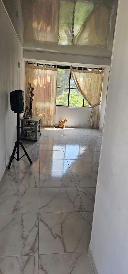 Apartamento de 3 alcobas en venta en La Nueva Base, Cali, 59 m² · foto 2 de 12