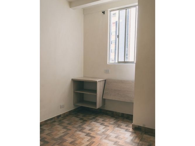 Apartaestudio en venta en Pajarito, Medellín, 30 m² · foto 4 de 11