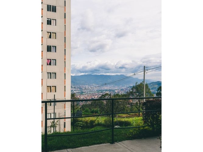 Apartaestudio en venta en Pajarito, Medellín, 30 m² · foto 11 de 11