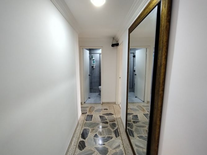 Apartamento en venta en San Fernando Viejo, Cali · foto 3 de 12