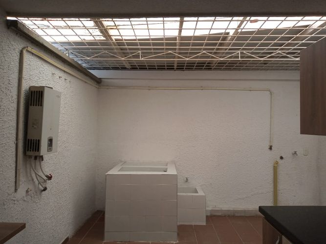 Casa en venta en Los Pinos, Bucaramanga, 263 m² · foto 5 de 24