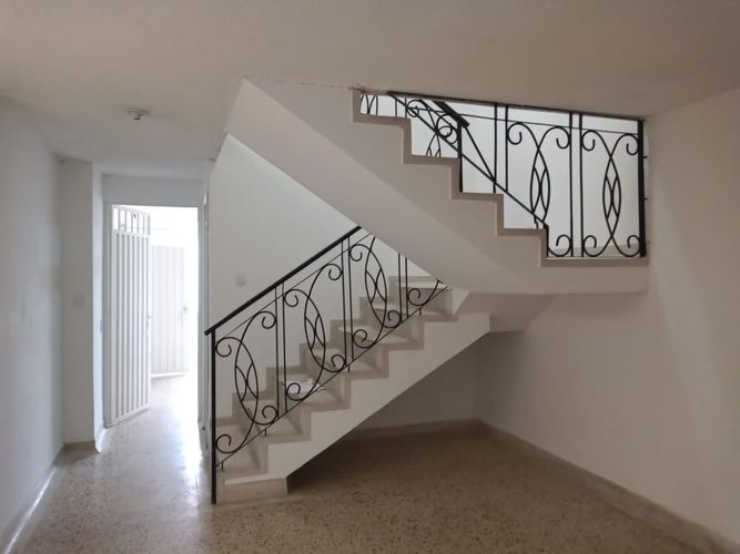 Casa en venta en Los Pinos, Bucaramanga, 263 m² · foto 7 de 24