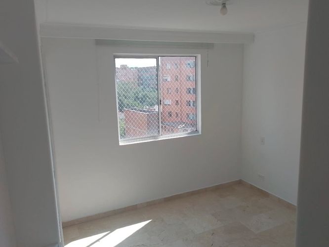 Apartamento de 4 alcobas en arriendo en Laureles, Medellín, 150 m² · foto 14 de 18