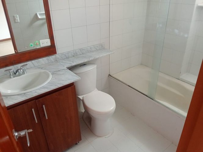 Apartamento de 3 alcobas en arriendo en Laureles, Medellín, 137 m² · foto 16 de 16