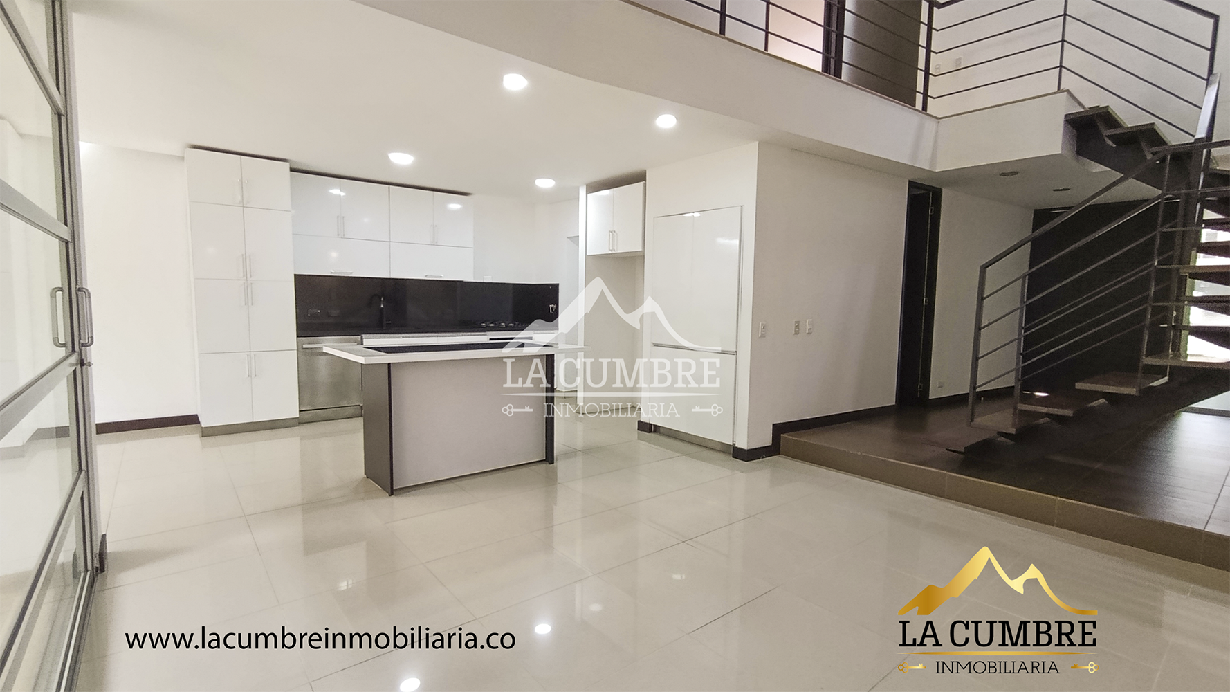 3BR House in Loma del Esmeraldal (245 m²) - 2
