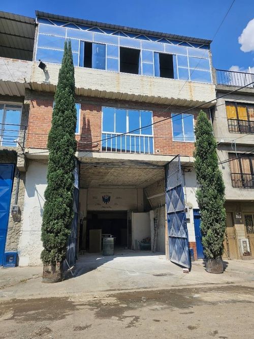 Bodega en venta en La Floresta, Cali, 533 m² · foto 2 de 23