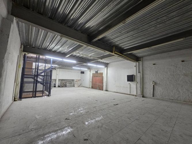 Bodega en venta en La Floresta, Cali, 533 m² · foto 9 de 23
