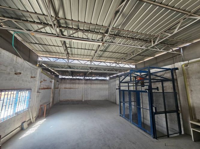 Bodega en venta en La Floresta, Cali, 533 m² · foto 12 de 23