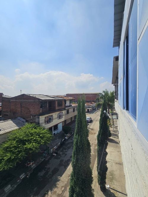 Bodega en venta en La Floresta, Cali, 533 m² · foto 15 de 23