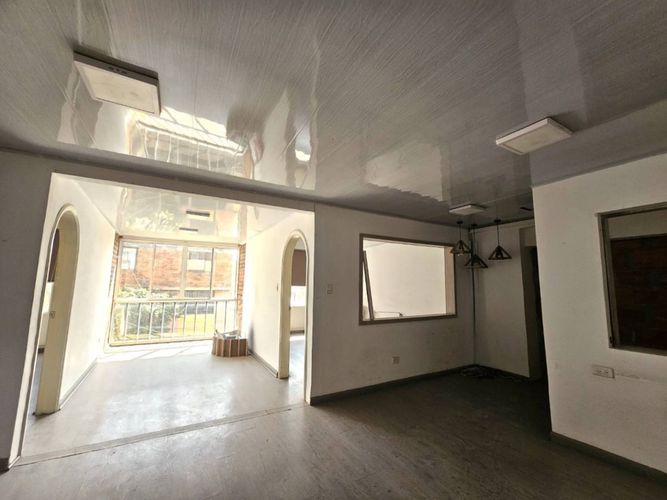 Bodega en venta en La Floresta, Cali, 533 m² · foto 16 de 23