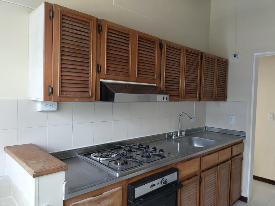 Apartamento en arriendo en El Poblado, Medellín · foto 3 de 20