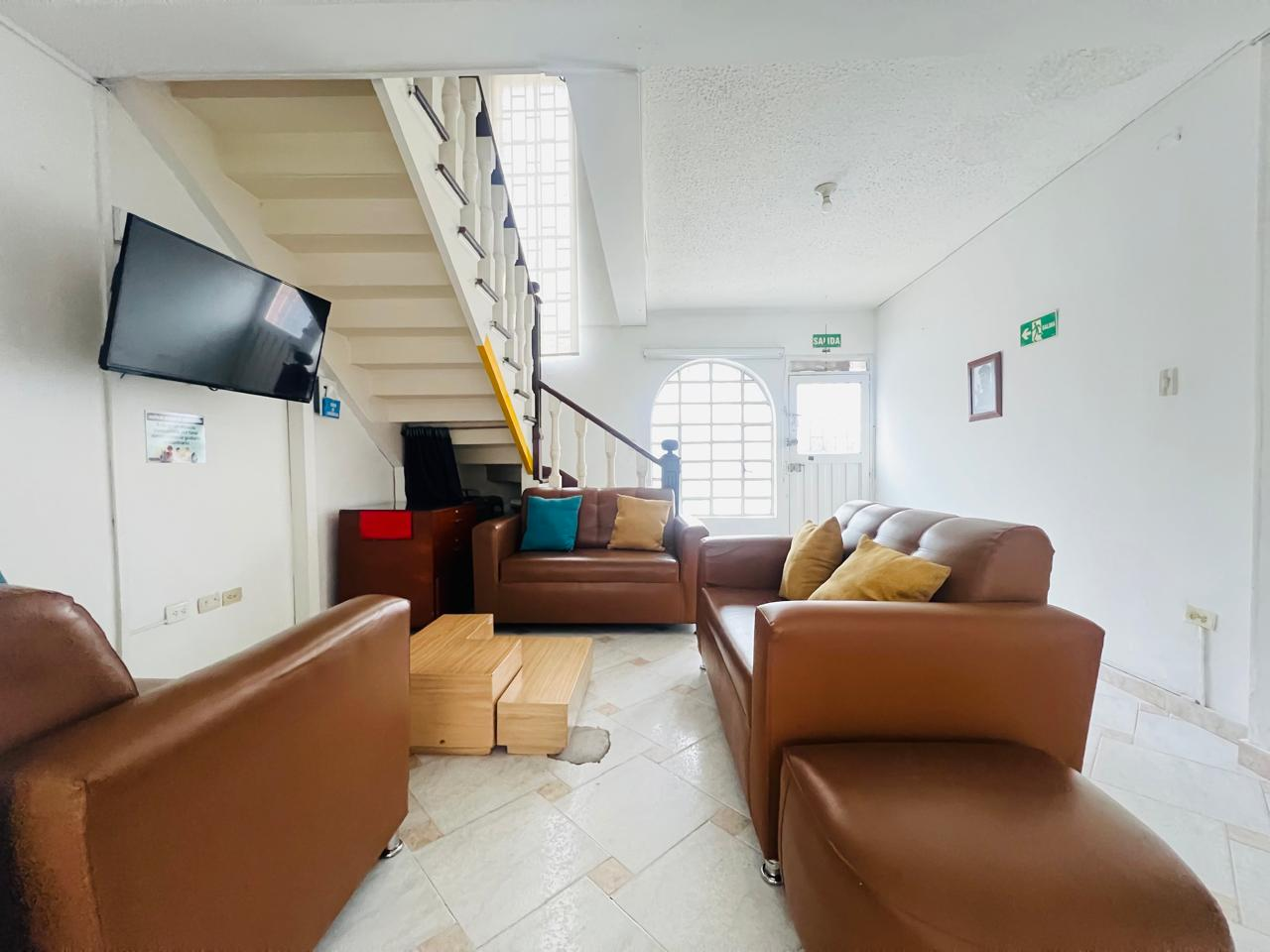 Casa en venta en Marly, Bogotá · foto 3 de 19
