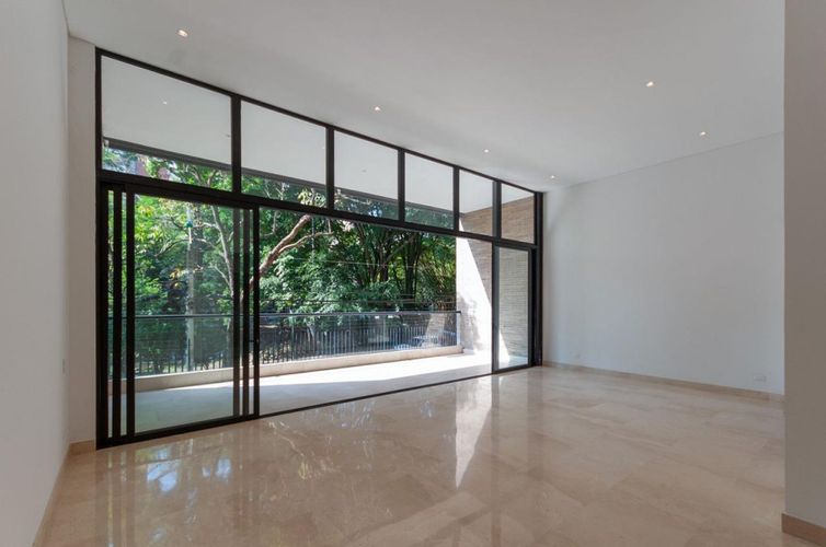 Apartamento de 3 alcobas en venta en Santa Teresita, Cali, 250 m² · foto 8 de 19