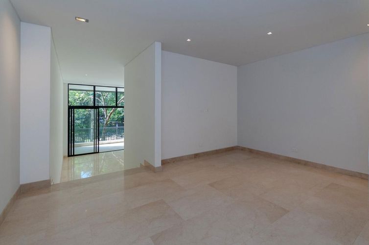 Apartamento de 3 alcobas en venta en Santa Teresita, Cali, 250 m² · foto 9 de 19