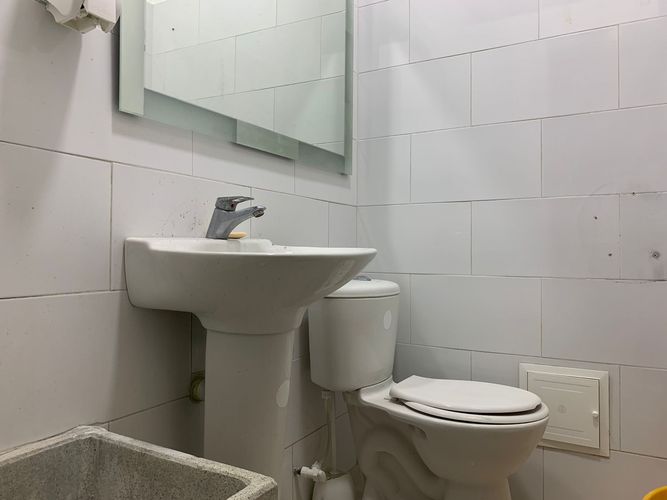 Local en arriendo en Villa Carlota, Medellín, 120 m² · foto 5 de 5